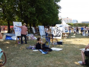 Am Samstag können sich wieder Künstler im Palaisgarten an der Aktmalerei versuchen. Foto: Palaissommer