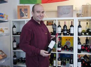 Nemesito Gonzalez-Blanco kennt sich mit spanischen und portugiesischen Weinen bestens aus. Foto: M. Arndt
