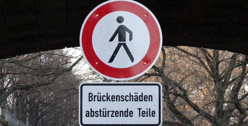 Albertbrücke: Durchgang am Luxemburg-Platz voll gesperrt