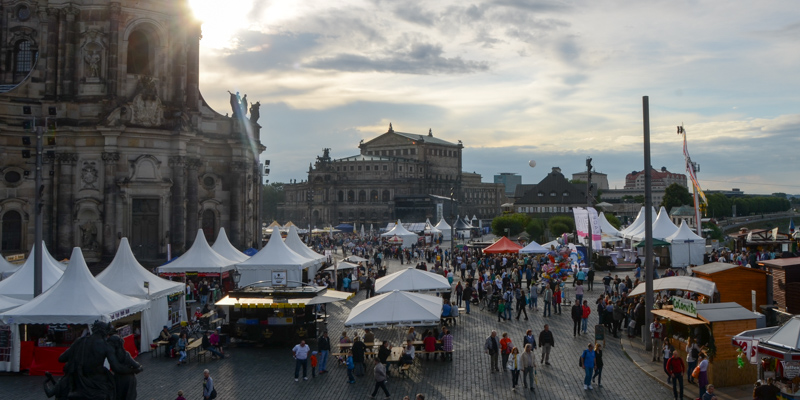 Dresdner Stadtfest „Canaletto“ aufregend romantisch gestartet